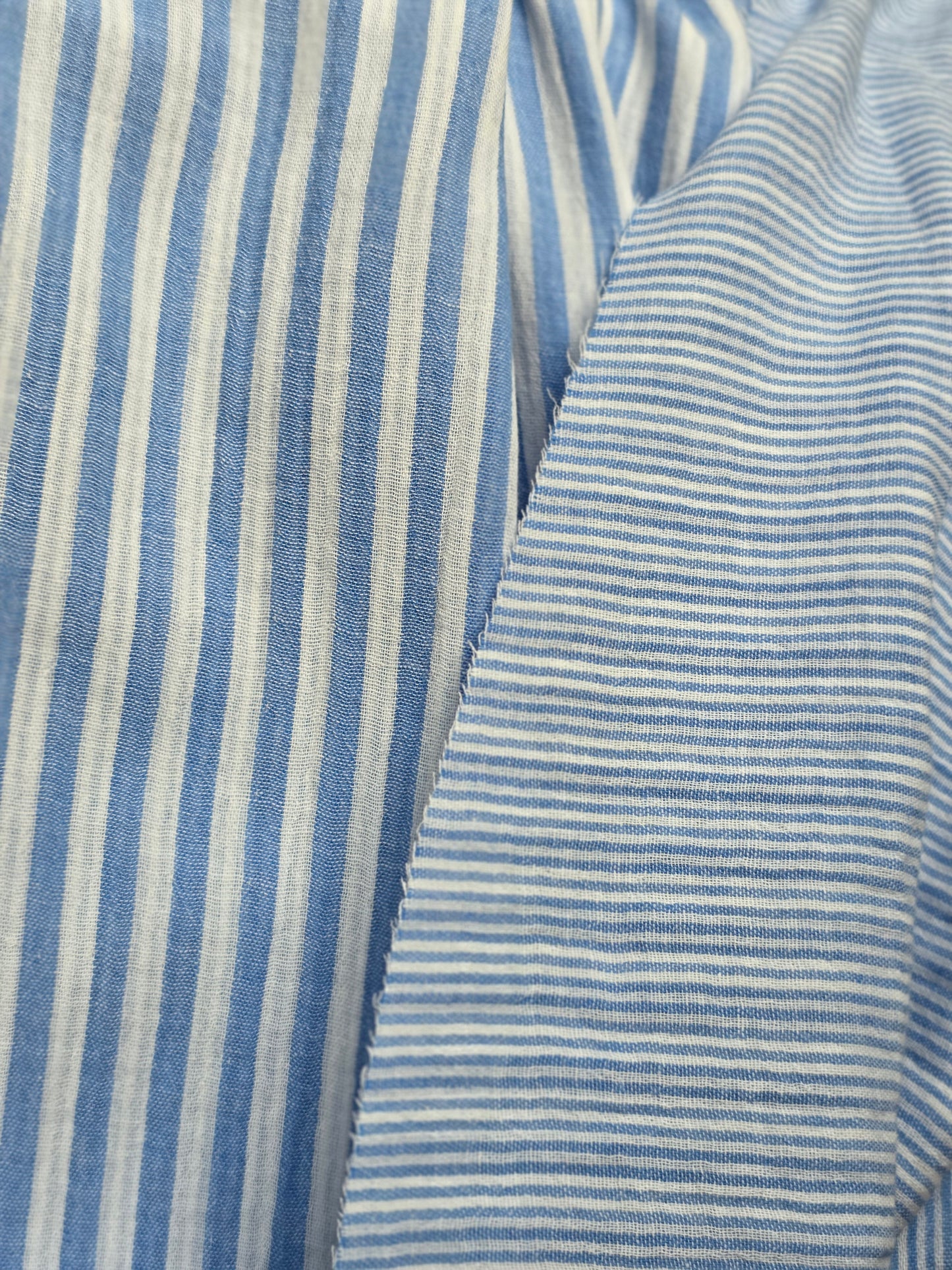 Tissu double gaze tissée - bleu/blanc cassé